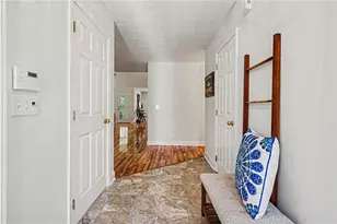 955 Pebble Bend Dr, Grayson, GA 30017 - Photo 5