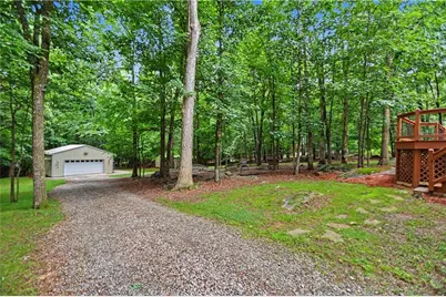 202 Academy Woods Drive, Jefferson, GA 30549 - Photo 3