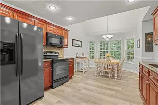 202 Academy Woods Dr, Jefferson, GA 30549 - Photo 11