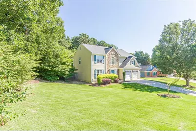 1735 Berry Court, Cumming, GA 30041 - Photo 3
