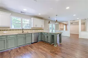 1735 Berry Ct, Cumming, GA 30041 - Photo 11