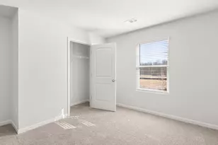 109 King Vlg, Braselton, GA 30517 - Photo 23
