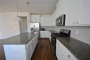 2364 Overlook Ave, Lithonia, GA 30058 - Photo 23
