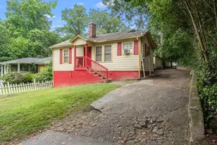 1411 Lavender Dr NW, Atlanta, GA 30314 - Photo 3