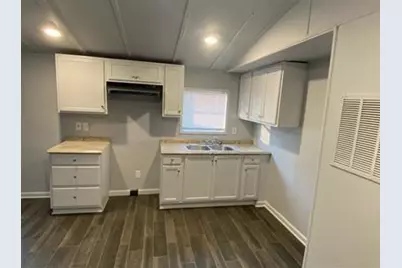 114 Skyland Drive E, Locust Grove, GA 30248 - Photo 3