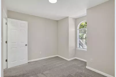 5515 Forest Downs Circle Circle, Atlanta, GA 30349 - Photo 9
