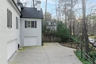 3870 Powers Ferry Rd NW, Atlanta, GA 30342 - Photo 47