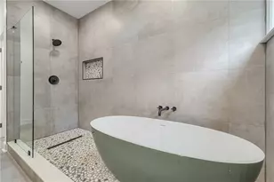 95 Arcadia Cir NW, Atlanta, GA 30314 - Photo 15