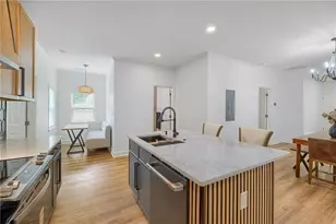 95 Arcadia Cir NW, Atlanta, GA 30314 - Photo 5