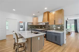 95 Arcadia Cir NW, Atlanta, GA 30314 - Photo 3