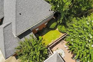 1104 Chantilly Crescent NE, Atlanta, GA 30324 - Photo 37