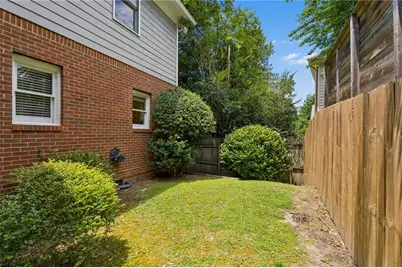 1104 Chantilly Crescent NE, Atlanta, GA 30324 - Photo 39