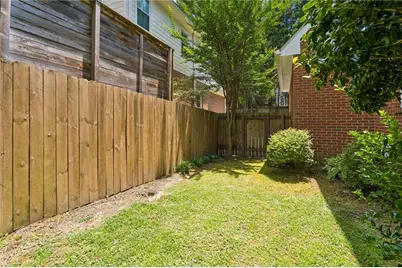 1104 Chantilly Crescent NE, Atlanta, GA 30324 - Photo 35