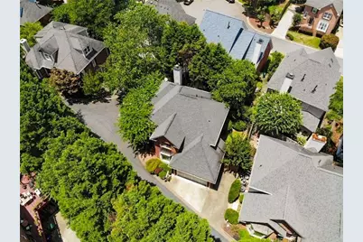 1104 Chantilly Crescent NE, Atlanta, GA 30324 - Photo 41