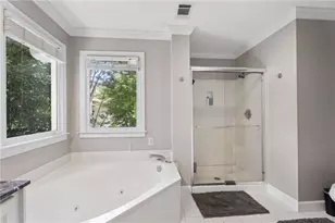 1104 Chantilly Crescent NE, Atlanta, GA 30324 - Photo 25