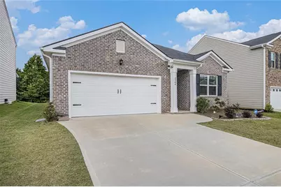 2304 Pelham Pass, Dacula, GA 30019 - Photo 3