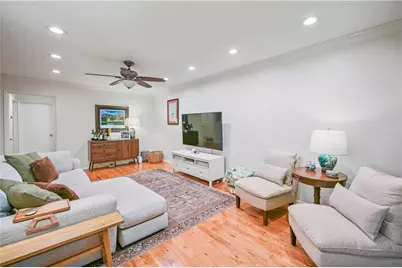 1111 Clairemont Avenue #L3, Decatur, GA 30030 - Photo 11