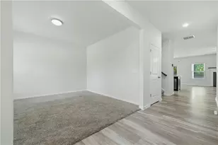 1900 Azure Grove Ct, Marietta, GA 30008 - Photo 3