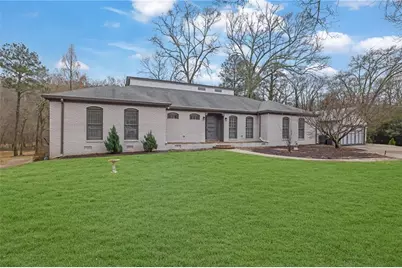 9785 La View Circle, Roswell, GA 30075 - Photo 3