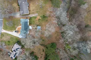 9785 La View Cir, Roswell, GA 30075 - Photo 49