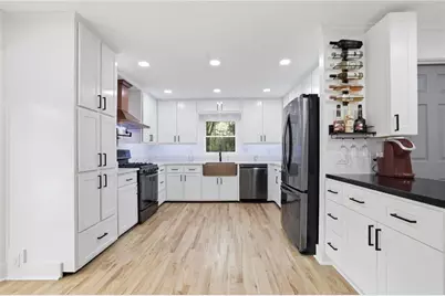 9785 La View Circle, Roswell, GA 30075 - Photo 11
