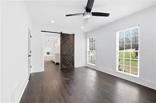 9785 La View Cir, Roswell, GA 30075 - Photo 17