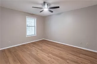205 Gettysburg Pl, Sandy Springs, GA 30350 - Photo 17