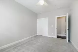 2070 Wheaton Wy, Atlanta, GA 30328 - Photo 25