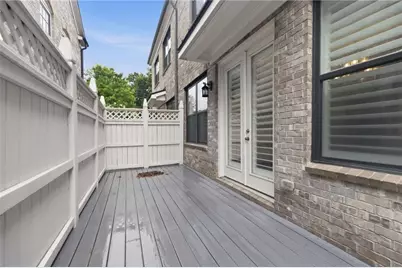 2070 Wheaton Way, Atlanta, GA 30328 - Photo 17