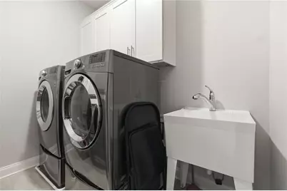 2070 Wheaton Way, Atlanta, GA 30328 - Photo 23