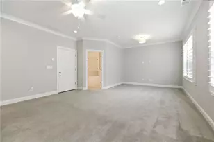 2070 Wheaton Wy, Atlanta, GA 30328 - Photo 29