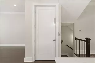 2070 Wheaton Wy, Atlanta, GA 30328 - Photo 19
