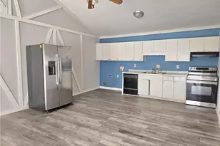 4701 Flat Shoals Rd, Union City, GA 30291 - Photo 5