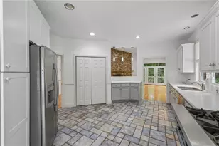 6137 White Oak Dr, Flowery Branch, GA 30542 - Photo 19