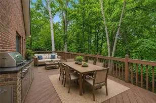 6137 White Oak Dr, Flowery Branch, GA 30542 - Photo 3