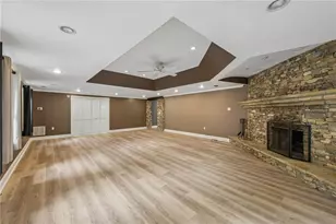 6137 White Oak Dr, Flowery Branch, GA 30542 - Photo 15