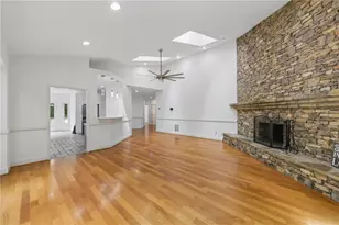6137 White Oak Dr, Flowery Branch, GA 30542 - Photo 35