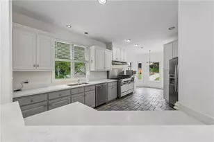 6137 White Oak Dr, Flowery Branch, GA 30542 - Photo 13