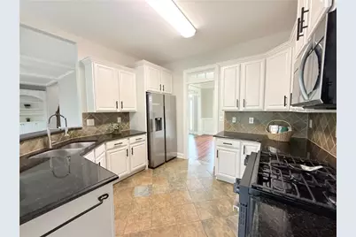 2285 Heritage Green Court, Marietta, GA 30064 - Photo 13