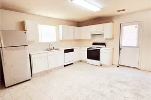 8208 Wynfield Dr, Jonesboro, GA 30238 - Photo 7
