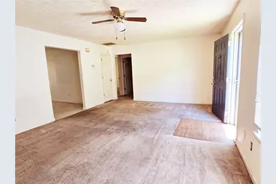 8208 Wynfield Drive, Jonesboro, GA 30238 - Photo 9