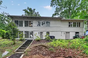 6321 Lakeview Dr, Buford, GA 30518 - Photo 21