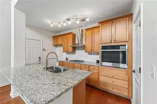 3951 Lake Pass Ln, Suwanee, GA 30024 - Photo 3
