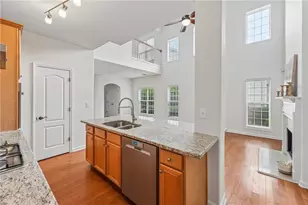 3951 Lake Pass Ln, Suwanee, GA 30024 - Photo 9