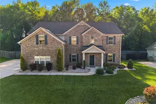 802 Relic Rdg, Hampton, GA 30228 - Photo 1