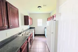 7760 Newbury Dr, Jonesboro, GA 30236 - Photo 5