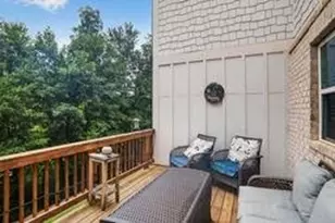 2267 Pink Hawthorn Dr, Buford, GA 30518 - Photo 9