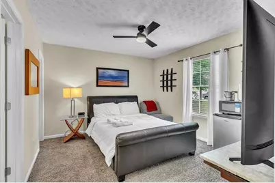5300 Forest Downs Lane, Atlanta, GA 30349 - Photo 15