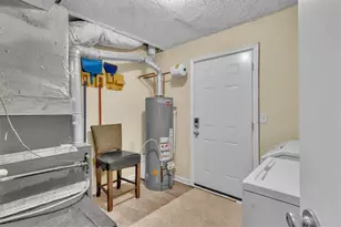 5300 Forest Downs Ln, Atlanta, GA 30349 - Photo 17