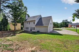 2232 Woodbriar Dr, Buford, GA 30518 - Photo 9